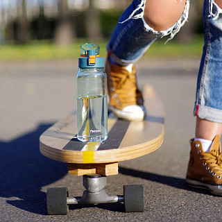 Бутылка для воды 840мл пластиковая 6937