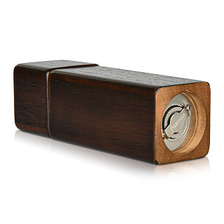 Мельница для перца квадратная 16,5x5см (деревянный корпус, нерж.ста Мельница для перца квадратная 16,5x5см (деревянный корпус, нерж.ста