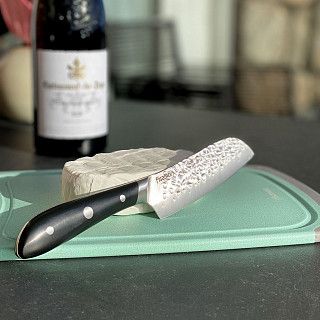 Нож HATTORI Сантоку 13см hammered (420J2 сталь) Нож HATTORI Сантоку 13см hammered (420J2 сталь)
